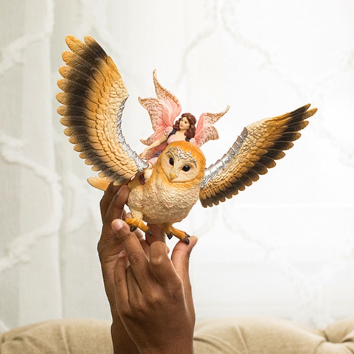 schleich-bayala-elfe-auf-glitzer-eule-figur-70789 image 4