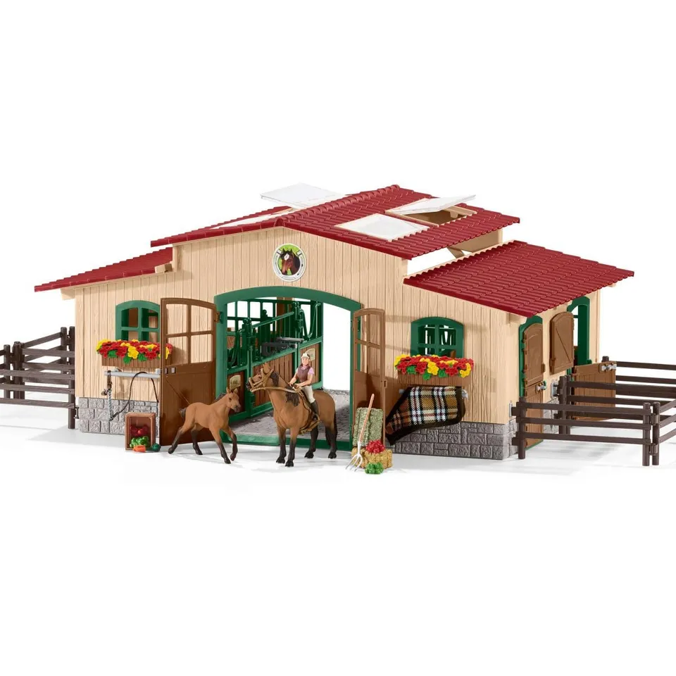 schleich-horse-club-reitstall-mit-pferden-spielfiguren-set-zubeh-r image 1