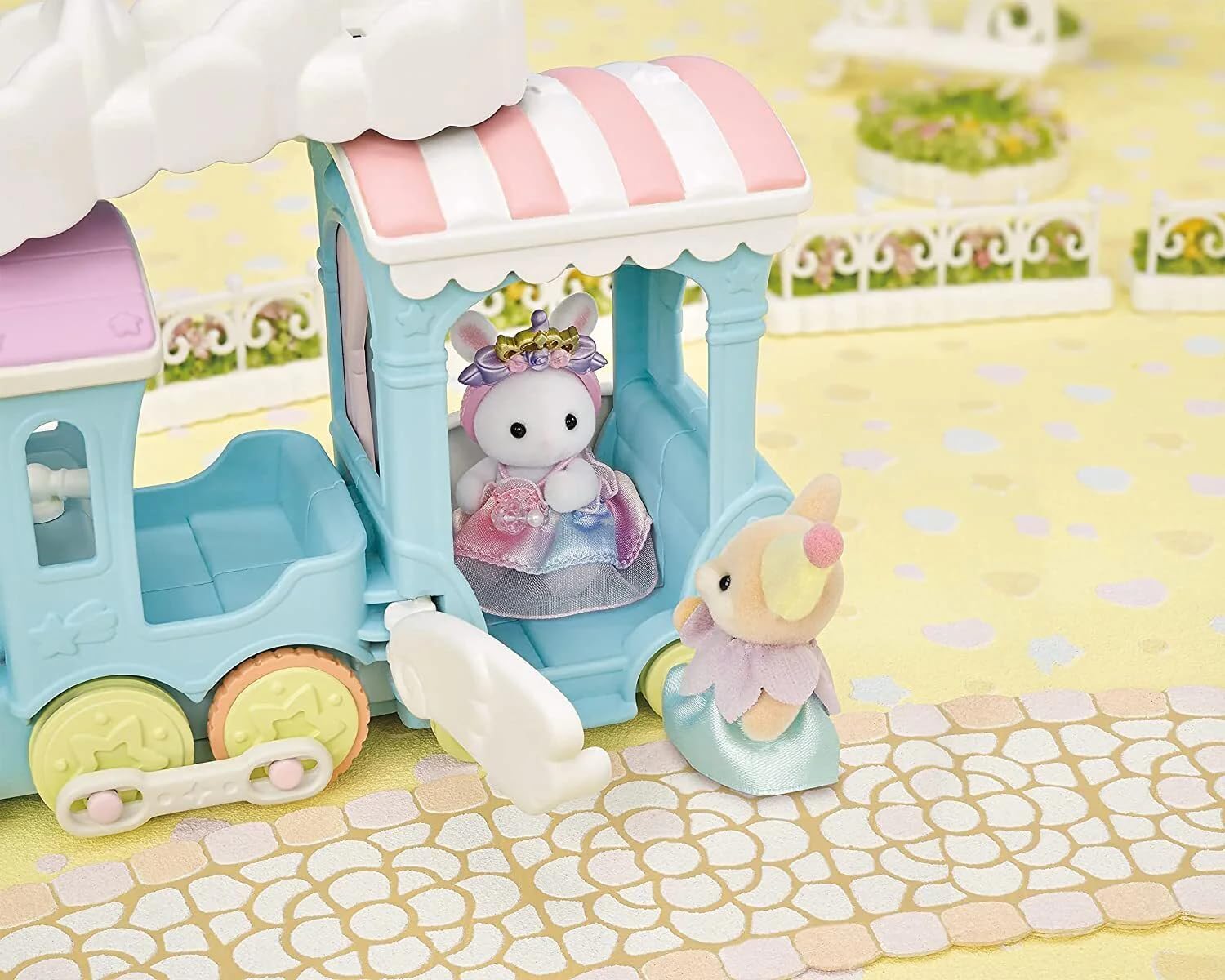sylvanian-families-5702-regenbogenzug-spielset-mit-w-stenfuchs-baby image 5