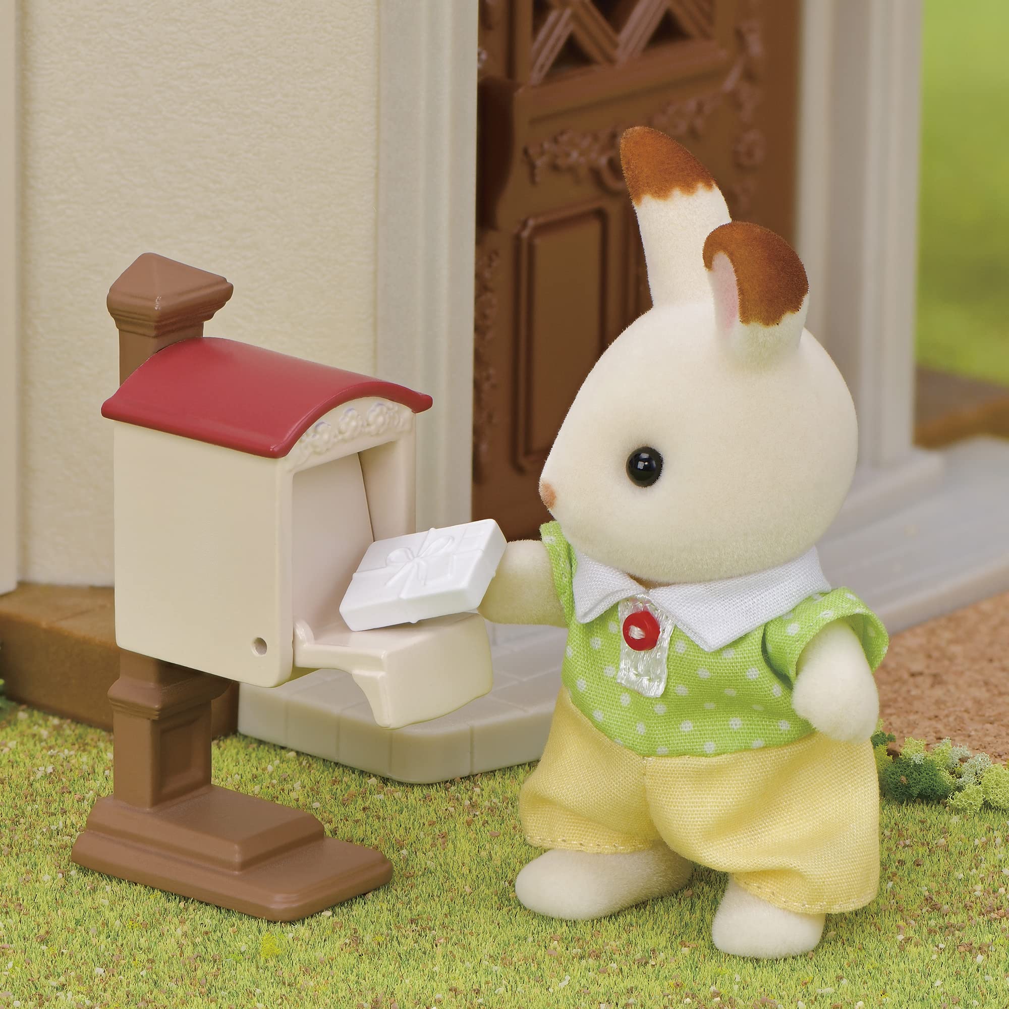 sylvanian-families-5716-stadthaus-puppenhaus-mit-dachzimmer-licht image 3