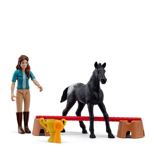 schleich-horse-club-snowy-turniersieger-pferdefigur-mit-zubeh-r image 1