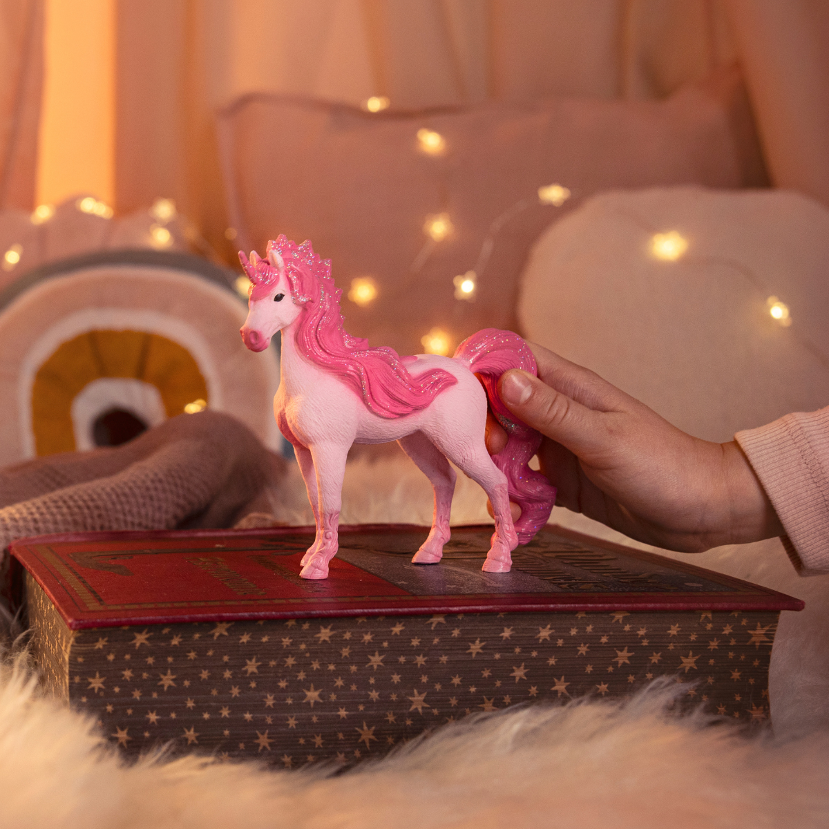 schleich-bayala-cassiopeia-einhorn-stute-figur-70859 image 2