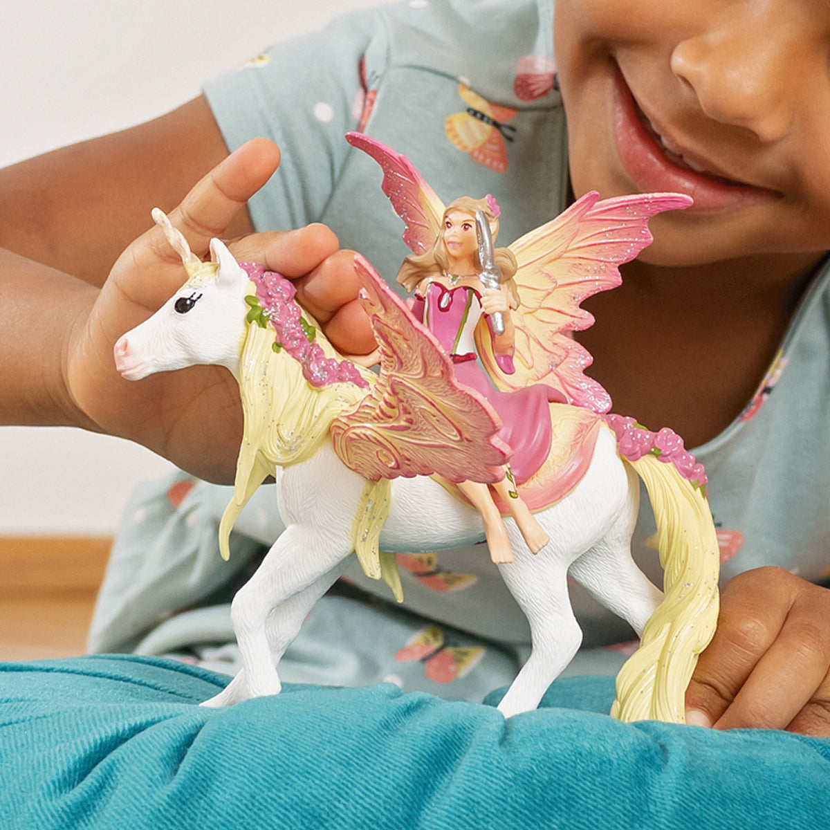 schleich-bayala-feya-mit-pegasus-einhorn-70568-figur image 2