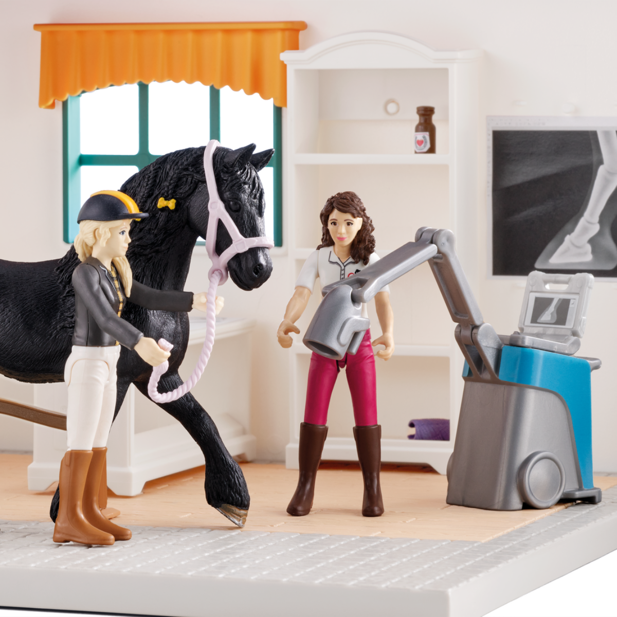 schleich-farm-world-72261-besuch-beim-tierarzt-spielset-mit-pferd image 5