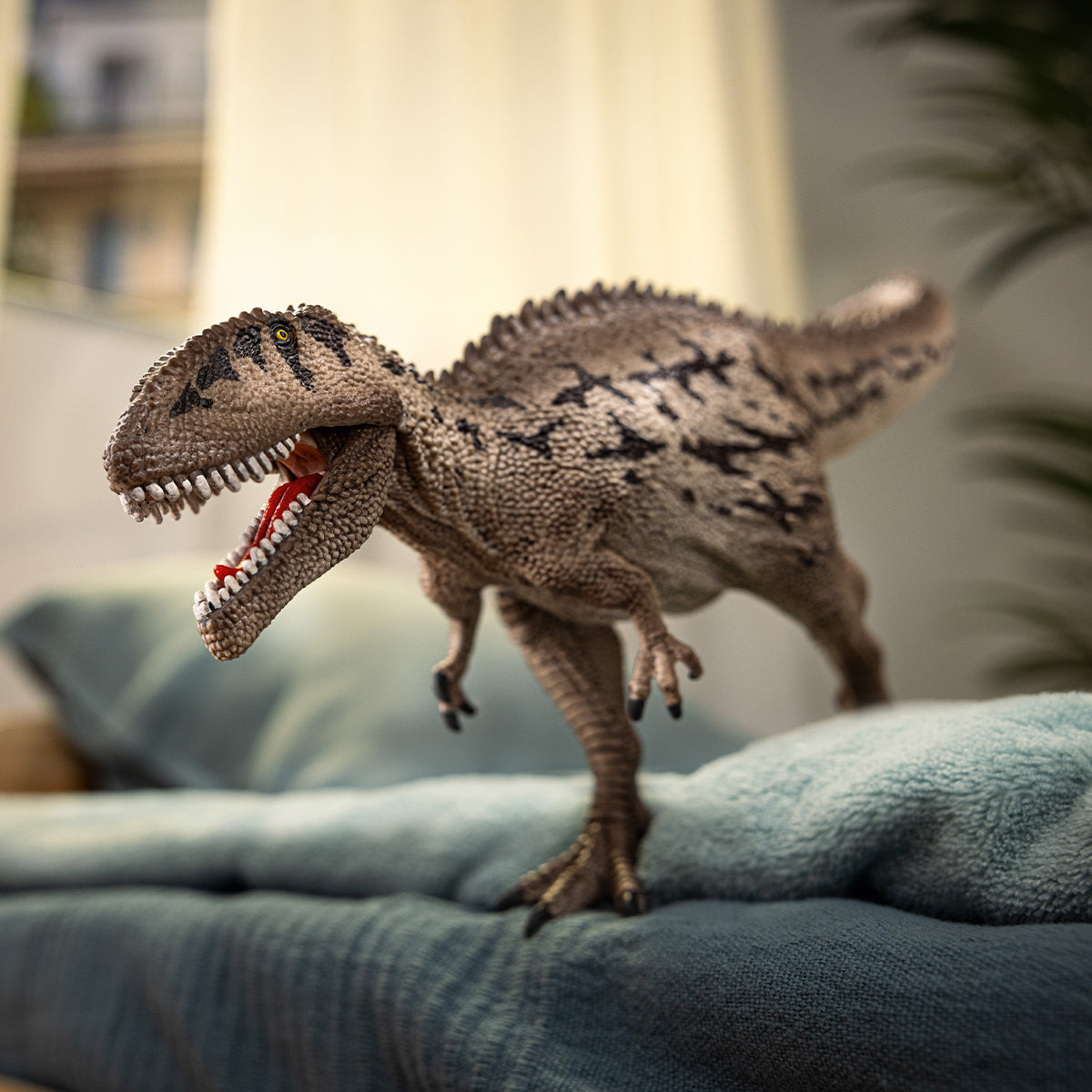 schleich-dinosaurs-15048-carcharodontosaurus-dinosaurierfigur image 3