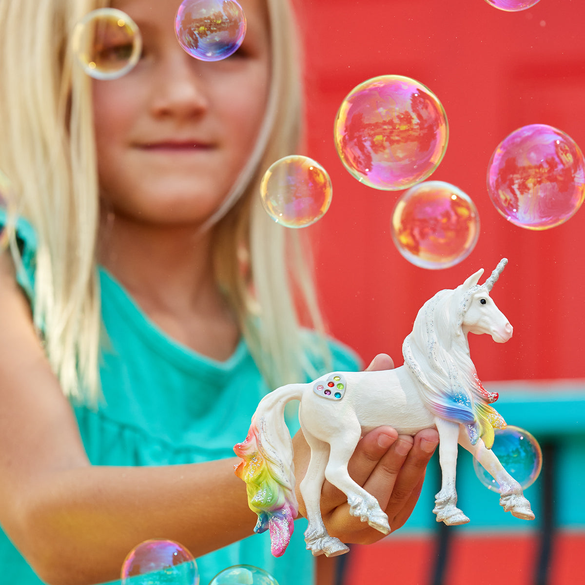 schleich-bayala-regenbogeneinhorn-hengst-70725-einhorn-spielfigur image 3