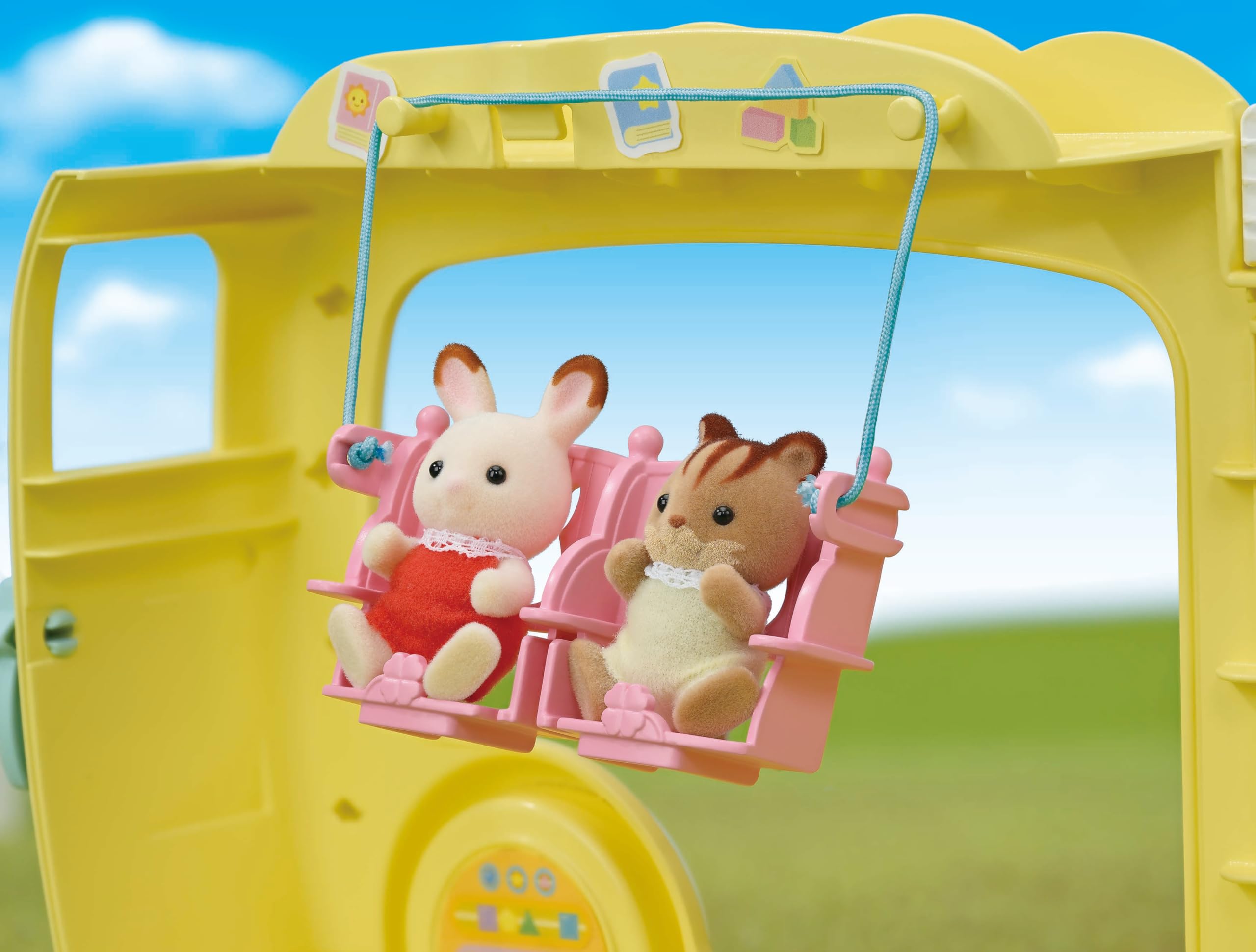 sylvanian-families-school-5744-bus-regenbogen-spielset image 5