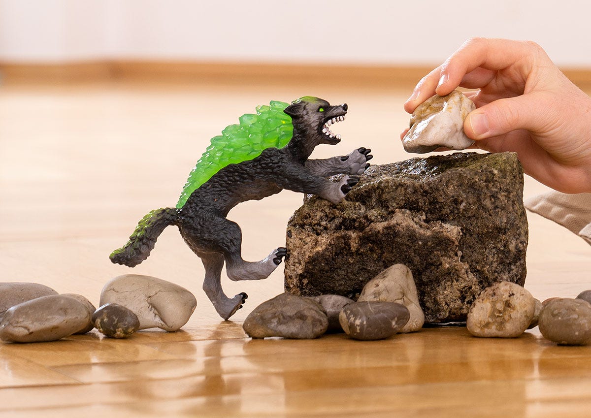 schleich-eldrador-granitwolf-70153-figur-steinwelt-gr-n image 2