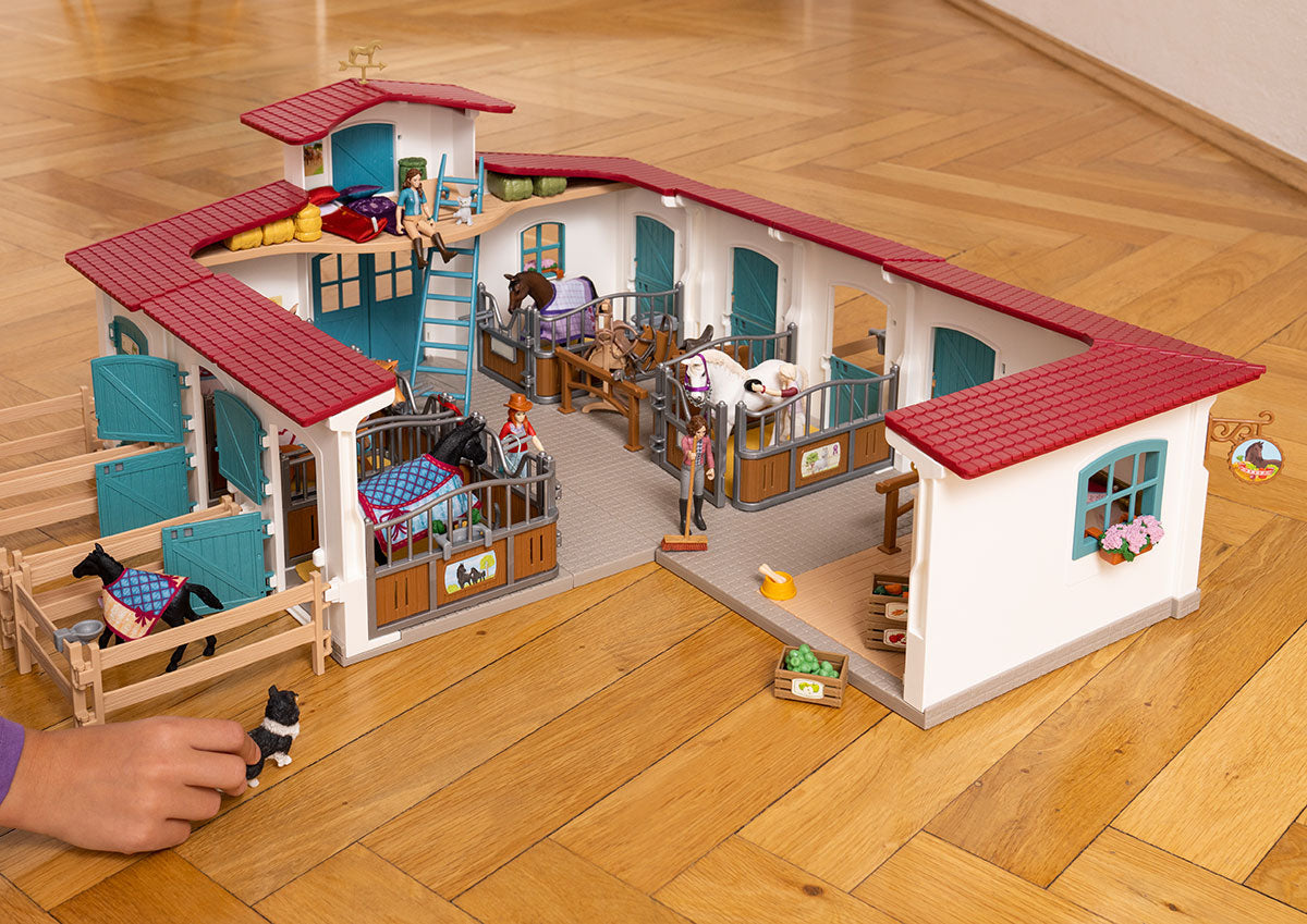 schleich-horse-club-pferdebox-42611-mit-stute-und-fohlen image 3