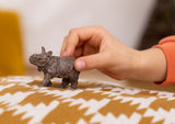 schleich-wild-life-indisches-nashorn-baby-tierfigur image 2