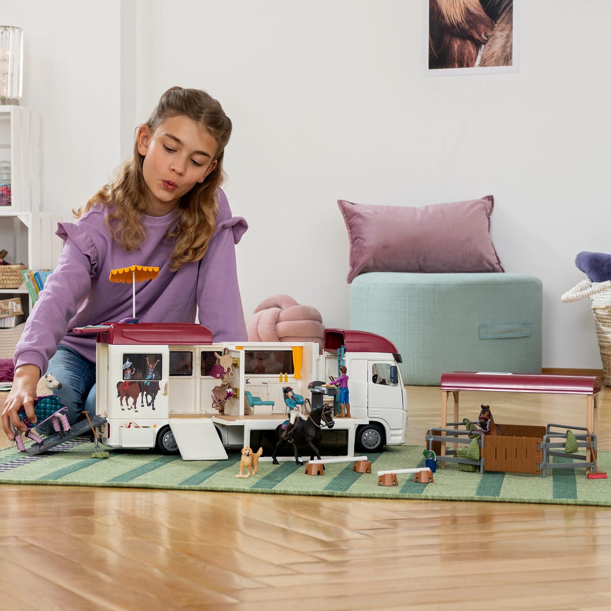 schleich-horse-club-42619-pferdetransporter-spielset image 4
