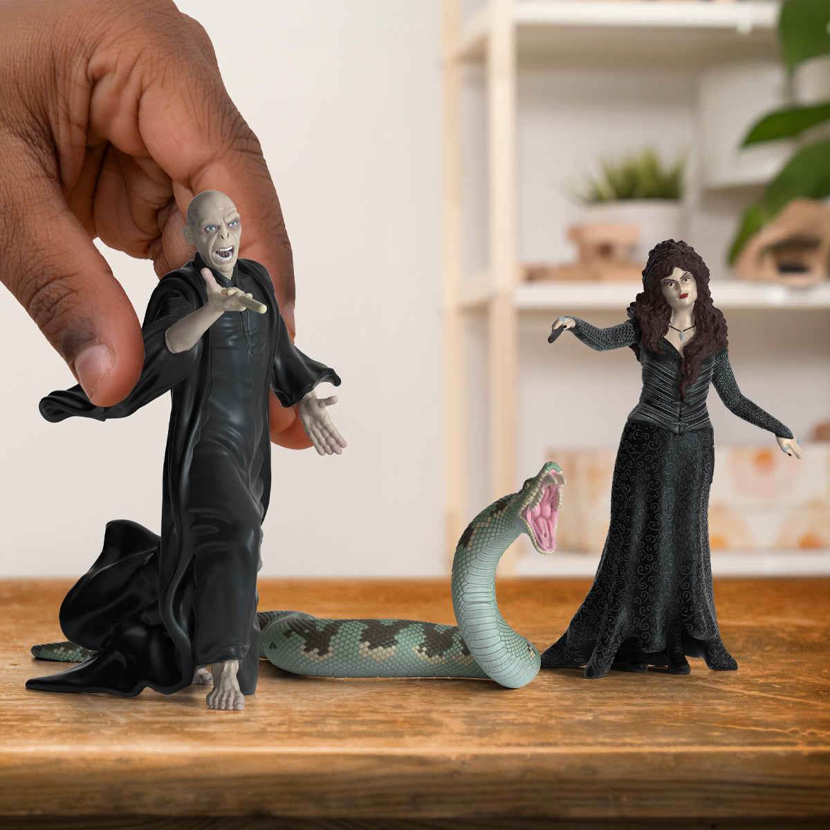 schleich-harry-potter-voldemort-mit-nagini-bellatrix-set image 2