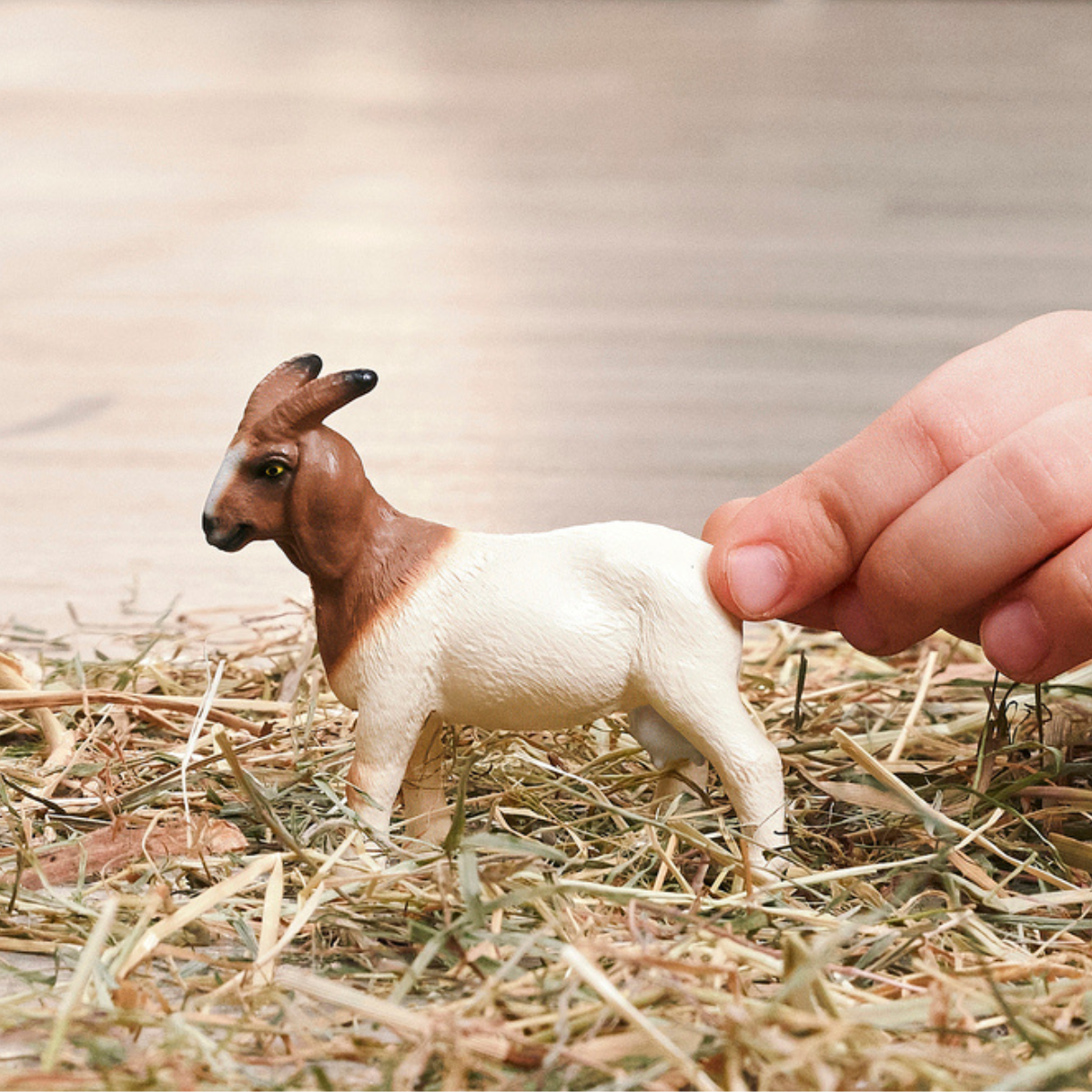 schleich-farm-world-burenziege-ziege-spielfigur-wei-braun image 2