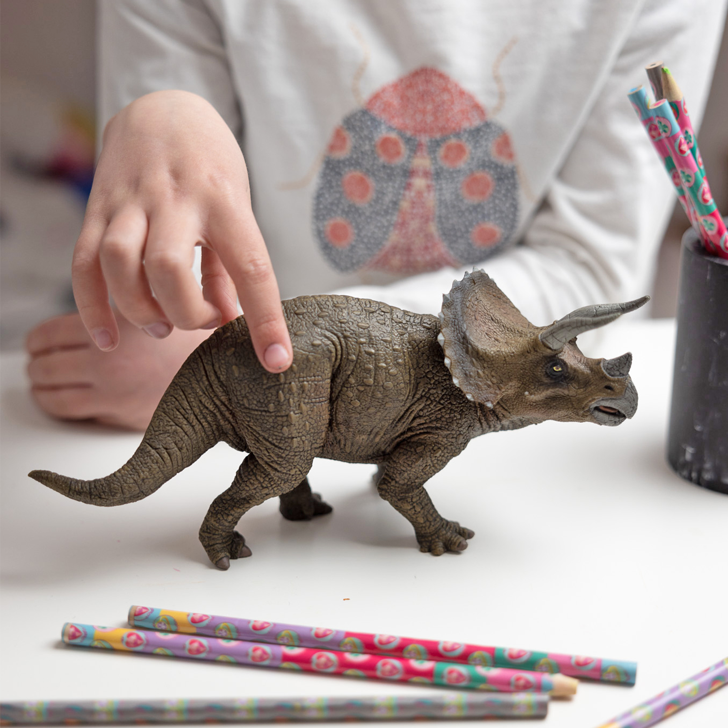 papo-dinosaurs-triceratops-figur-kreidezeit image 2