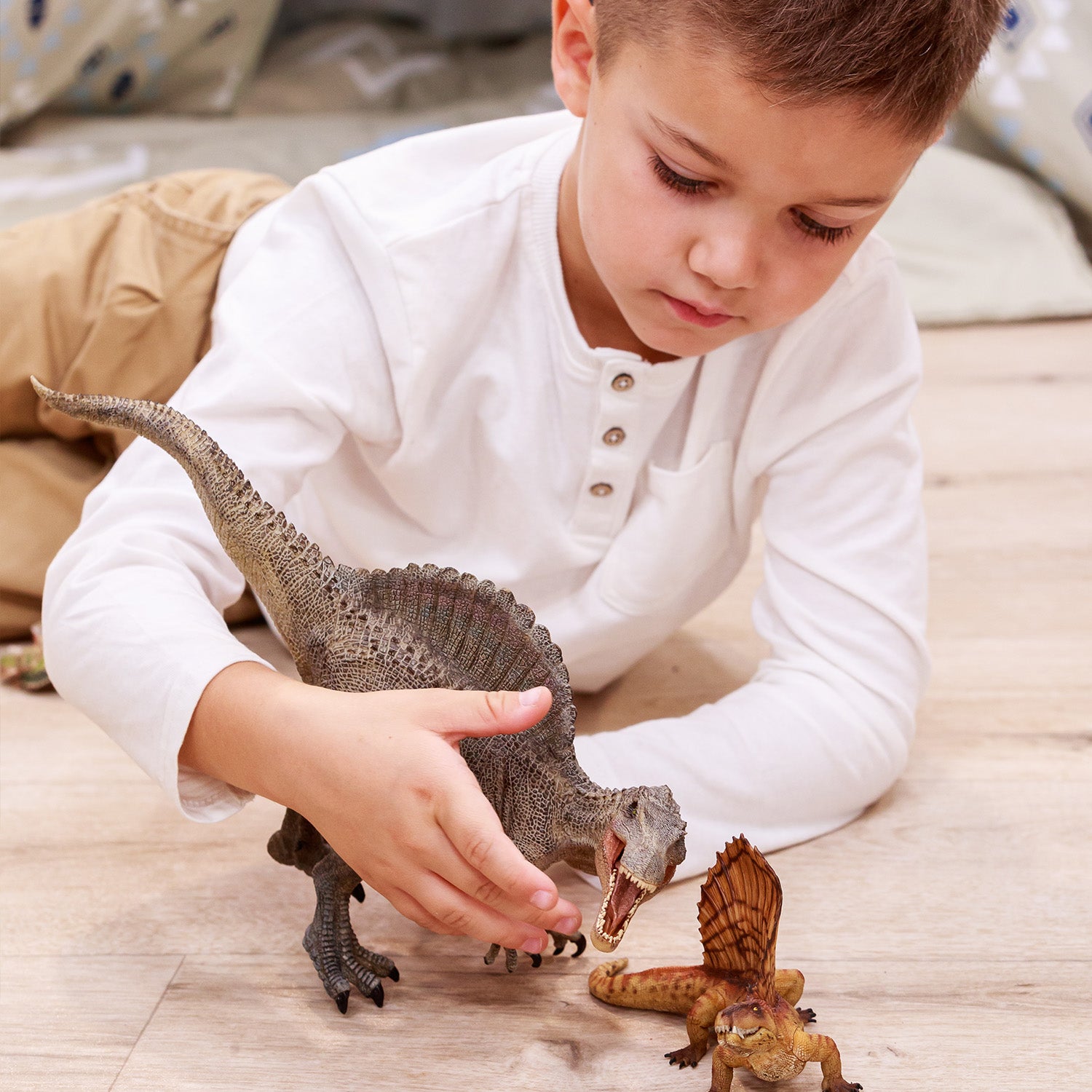 papo-dinosaurs-spinosaurus-figur-mit-segel image 2