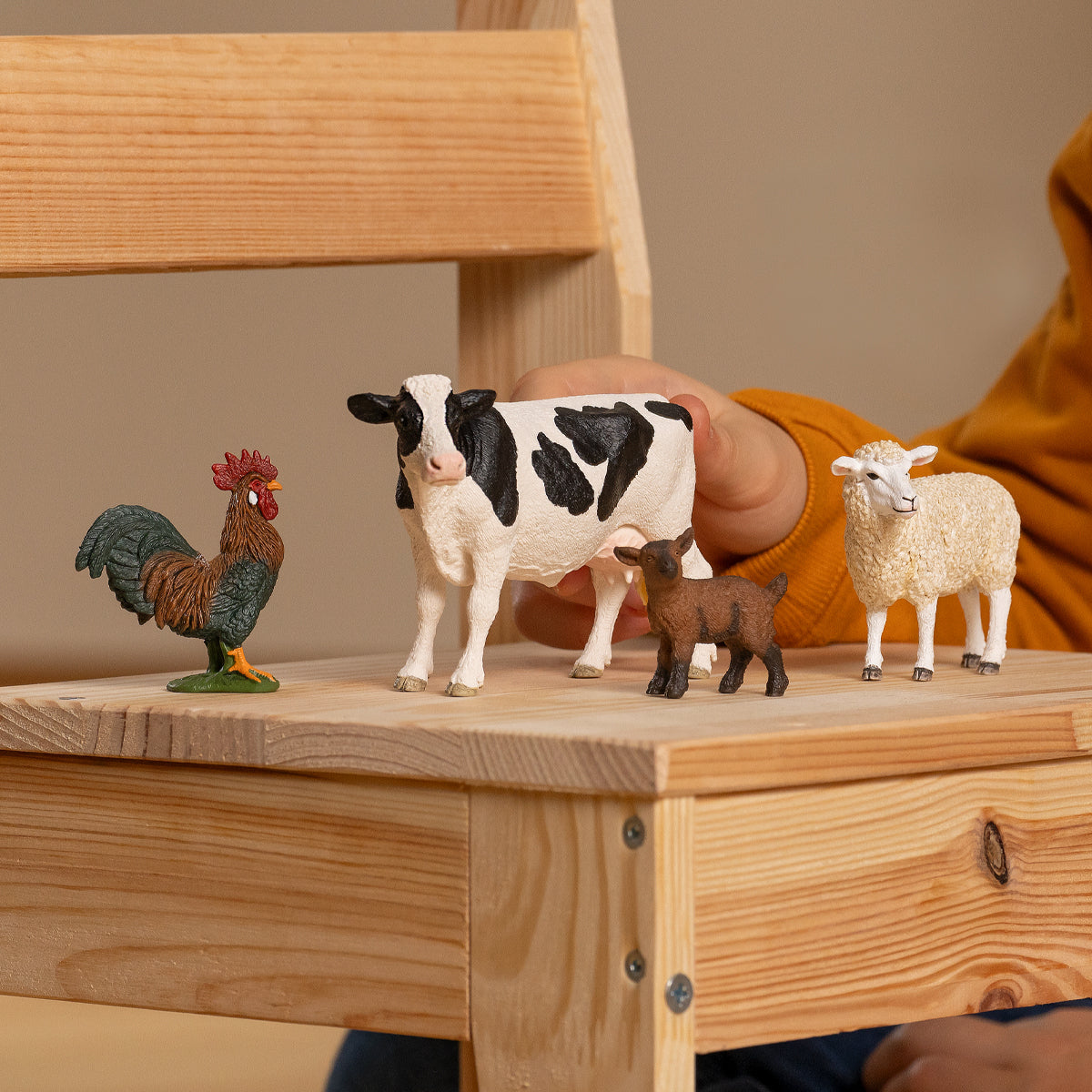 schleich-farm-world-bauernhof-starter-set-figuren image 2