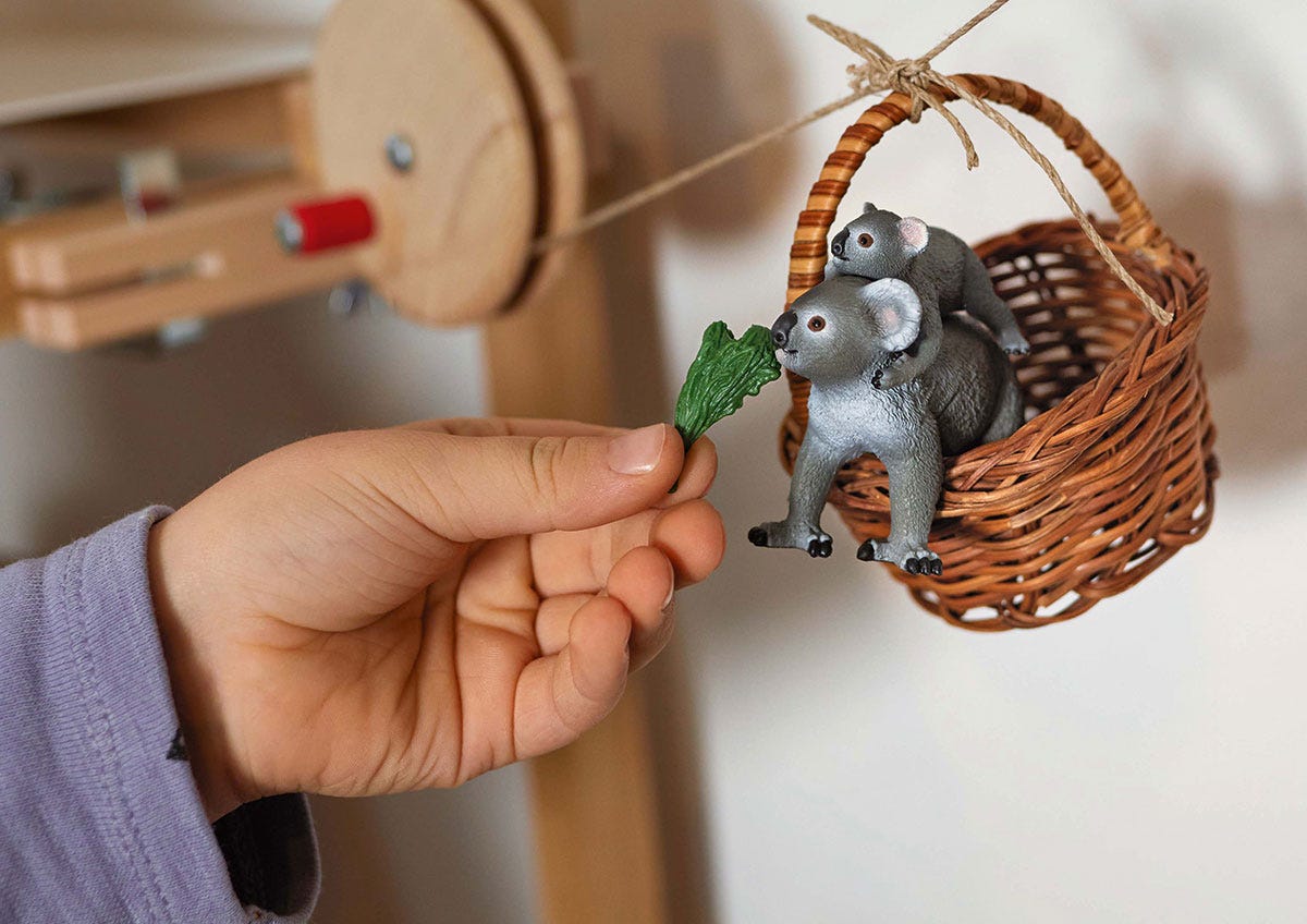 schleich-wild-life-42566-koala-mutter-mit-baby-tierfigur image 4