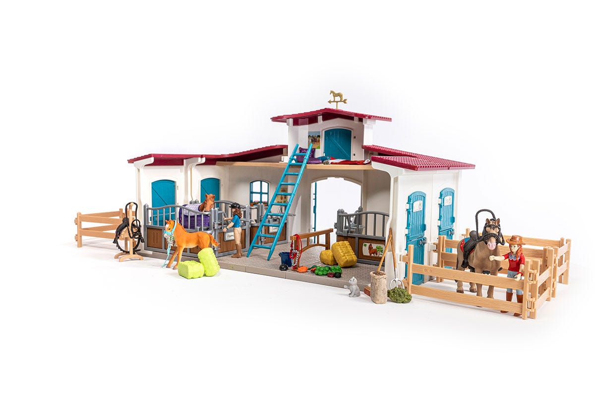 schleich-horse-club-reiterhof-42567-spielset-mit-pferden image 4