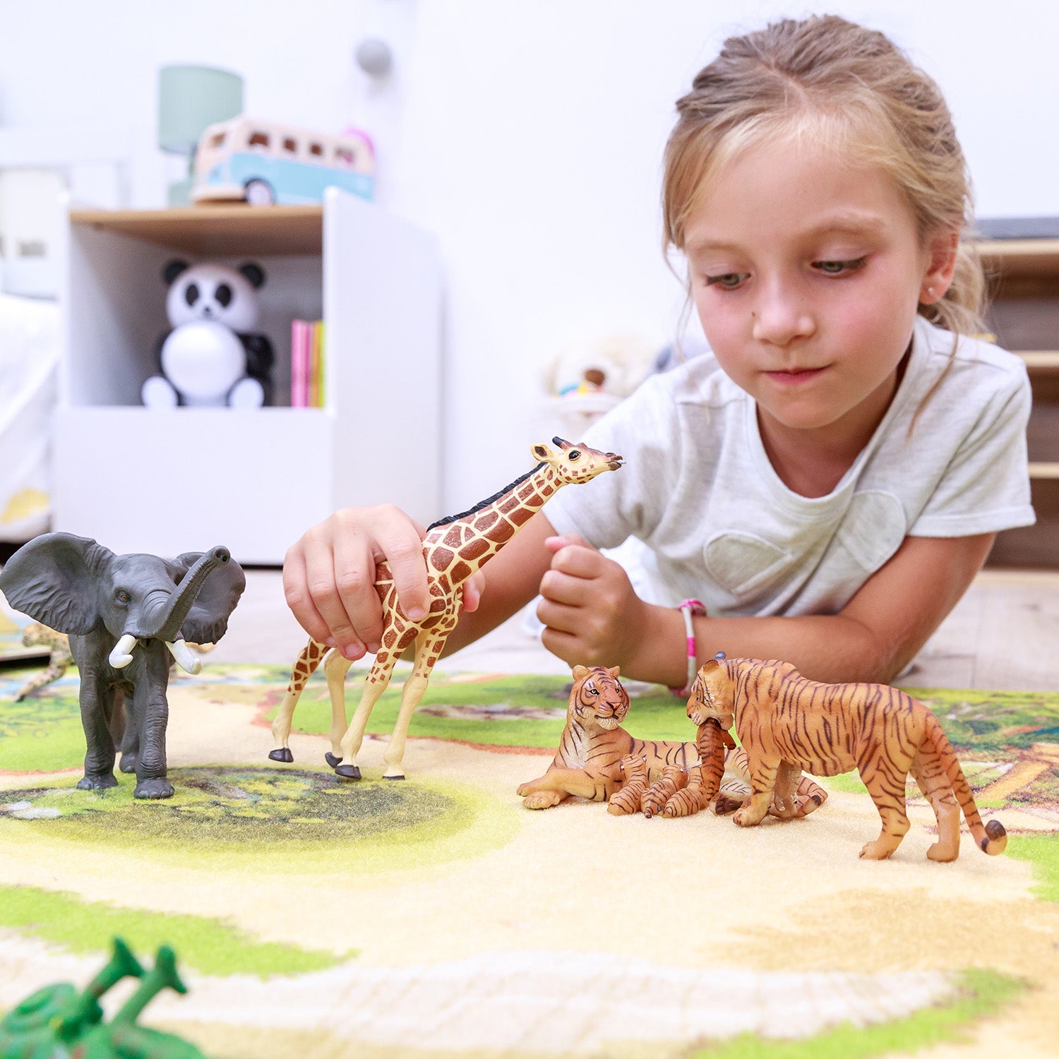 papo-wildlife-tigerin-mit-baby-raubkatzen-figur image 8
