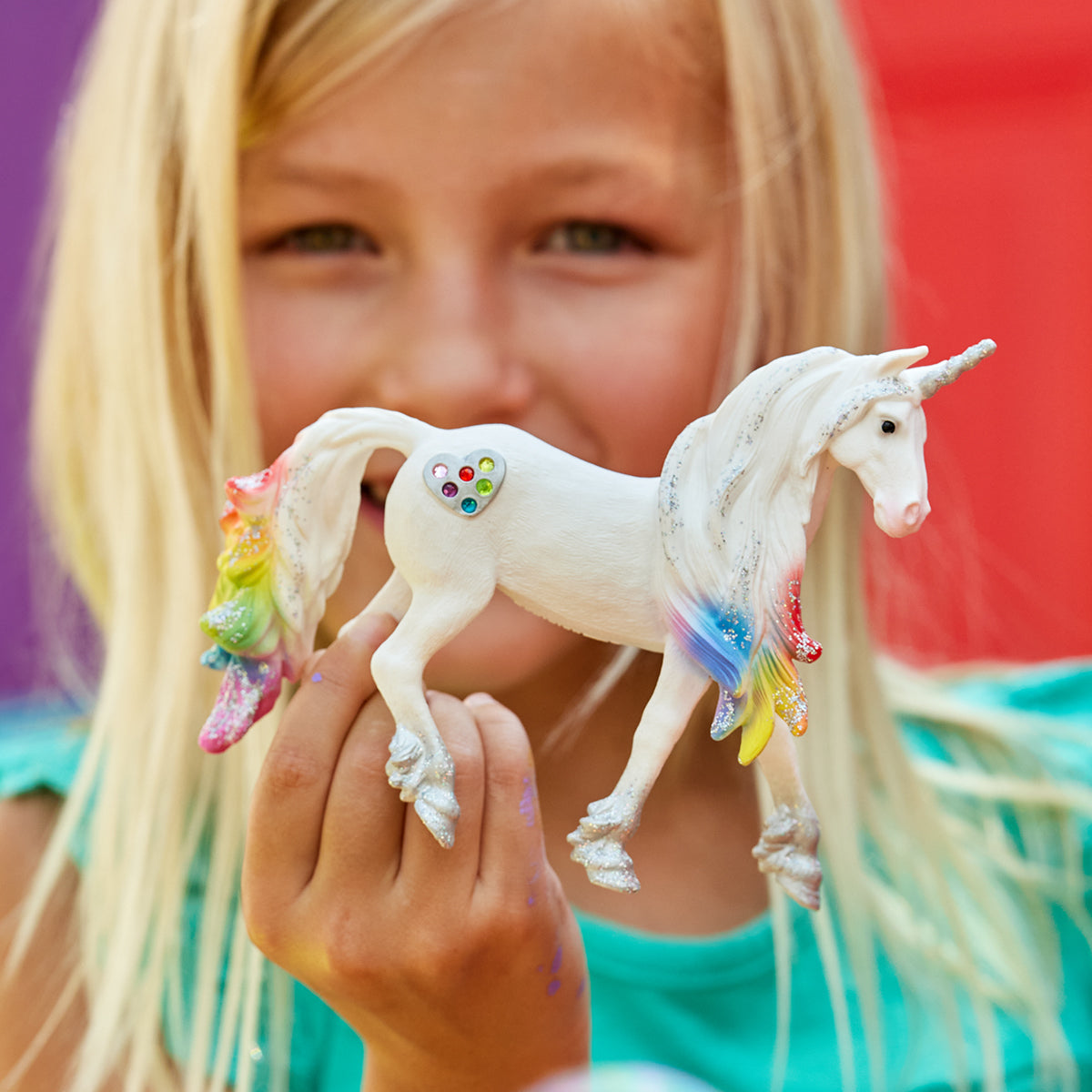 schleich-bayala-regenbogeneinhorn-hengst-70725-einhorn-spielfigur image 2