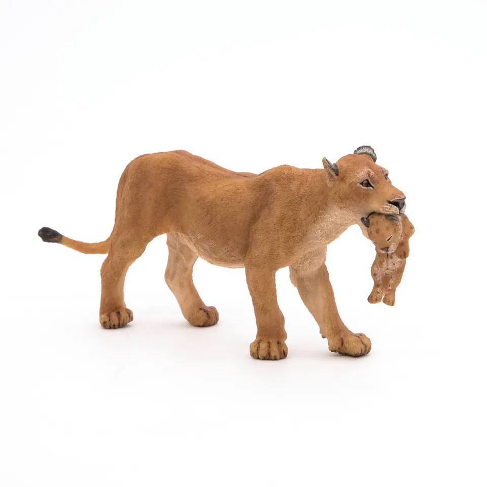 papo-wildlife-l-win-mit-jungtier-figur-savanne image 1