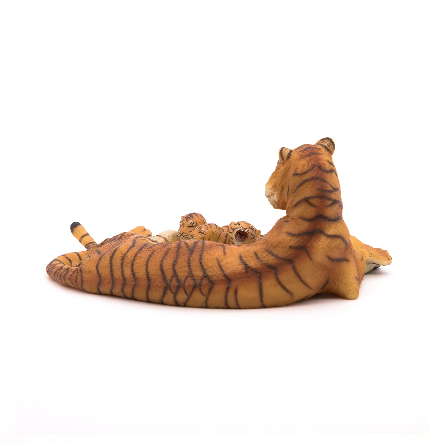 papo-wildlife-tigerin-liegend-figur-stillend-mit-jungem image 6