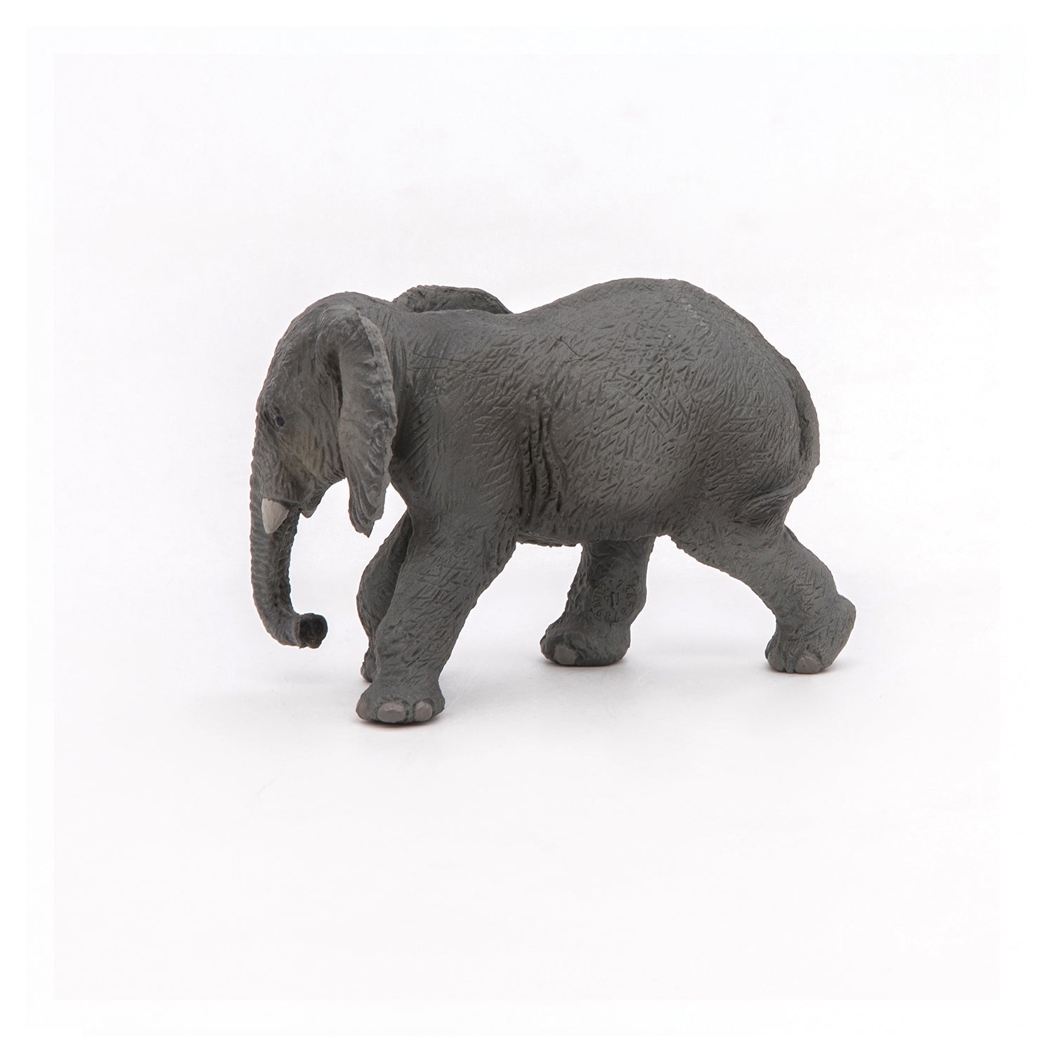 papo-wildlife-afrikanischer-elefant-jungtier-figur image 6